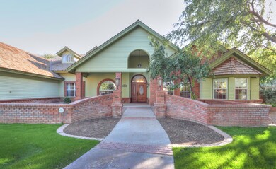 909 Front Entrance