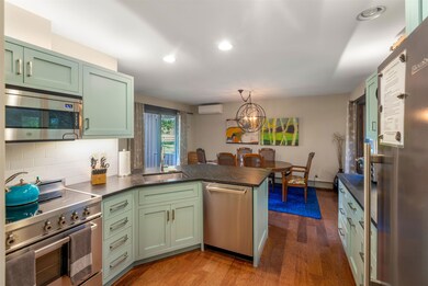 91 View Rd unit 14, Stowe, VT 05672 - photo 5