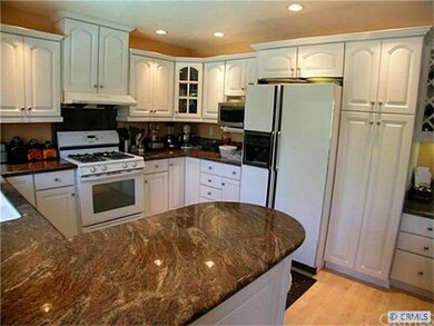 More kitchen