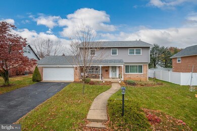 1109 Lilac Ln, Reading, PA 19609 - photo 3