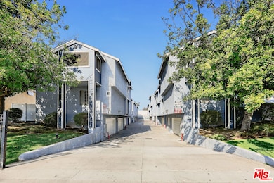 862 W Mines Ave, Montebello, CA 90640 - photo 2