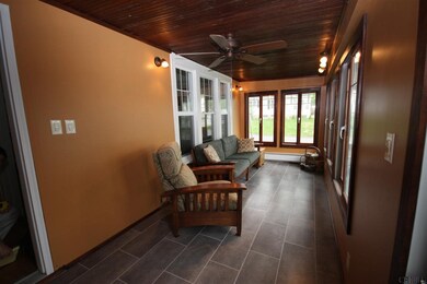 253 Summit Ave, Rensselaer, NY 12144 - photo 3