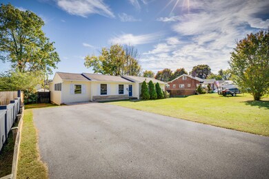 1406 E Holston Ave, Johnson City, TN 37601 - photo 2