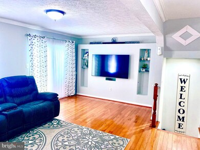 12439 Sky Blue Dr, Germantown, MD 20874 - photo 6