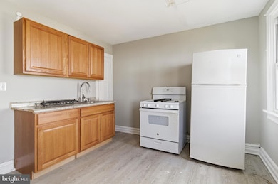 2726 Beryl Ave, Baltimore, MD 21205 - photo 2