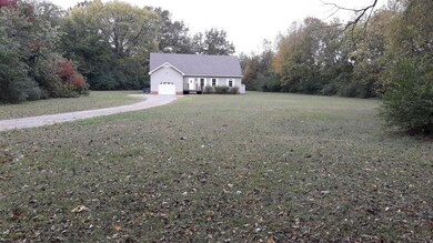 Beautifully tucked away, very peaceful and private