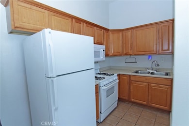 15733 Drell St, Sylmar, CA 91342 - photo 5