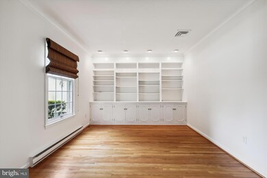 8003 Strauff Rd, Towson, MD 21204 - photo 7