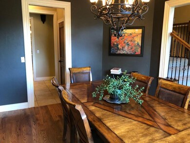 1524 Briar Meade Cir, Edmond, OK 73025 - photo 2