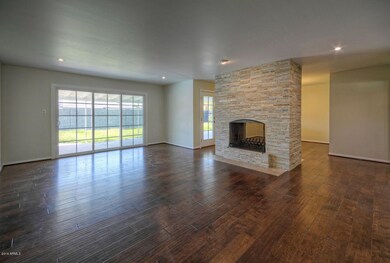 4831 E Osborn Rd Phoenix AZ-large-004-16