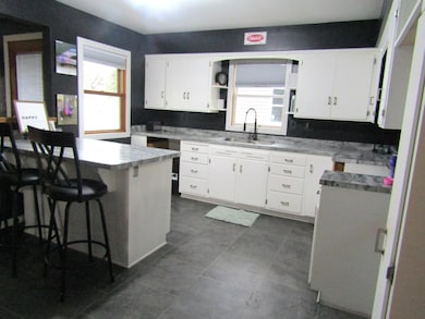 1520 N 6th St, Montevideo, MN 56265 - photo 7