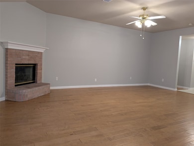 6005 Harwood Crossing Dr, Arlington, TX 76018 - photo 5