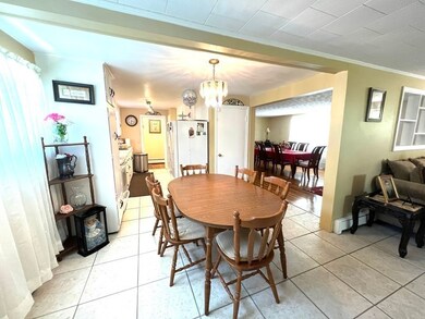 14 Rydal St, Worcester, MA 01602 - photo 3