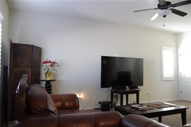 816 Croxdale St, Horizon City, TX 79928 - photo 6