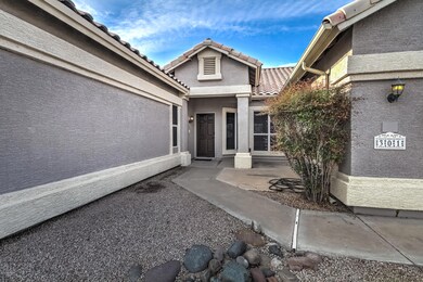 301 W Ensueno St-5