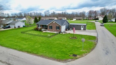 215 Douglas Cir, Georgetown, OH 45121 - photo 3