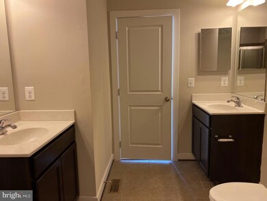 210 Shamrock Dr unit 3096, Stafford, VA 22556 - photo 4