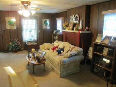 510 N Seminary St, Princeton, IN 47670 - photo 5