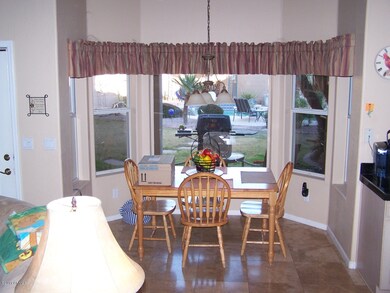 Eat-in Kitchen