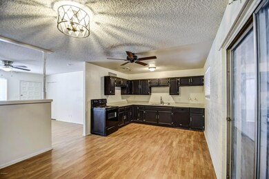 2832 N 49th Ln, Phoenix, AZ 85035 - photo 6