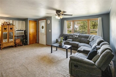 430 W 13th St, Trenton, MO 64683 - photo 3