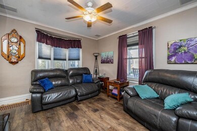 1911 K St SW, Cedar Rapids, IA 52404 - photo 7