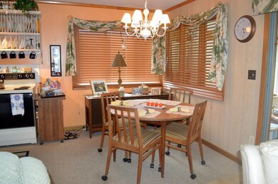 6 Pennsylvania Rd, Vermilion, OH 44089 - photo 5