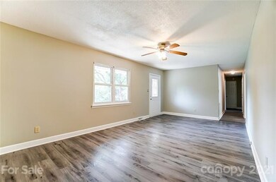 2313 Oakstone Cir, Gastonia, NC 28052 - photo 6