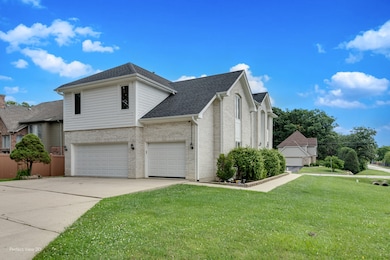 16W234 91st St, Burr Ridge, IL 60527 - photo 4