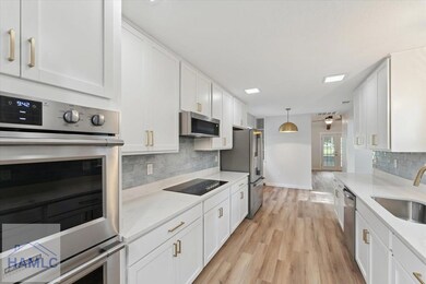 211 Cherokee Trail, Hinesville, GA 31313 - photo 7