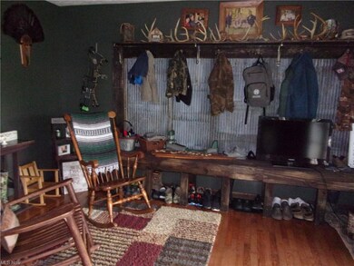 Family room/side of kitchen