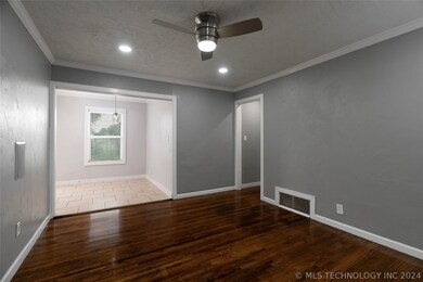 4141 S 39th West Ave, Tulsa, OK 74107 - photo 4