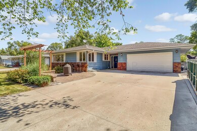 2831 Elm St N, Fargo, ND 58102 - photo 2