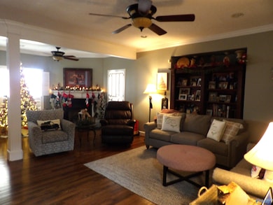 390 Indian Lake Dr, Rainbow City, AL 35906 - photo 6