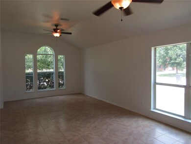 32003 Sue Ln, Pinehurst, TX 77362 - photo 5