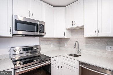 11 Q St NW unit B, Washington, DC 20001 - photo 2