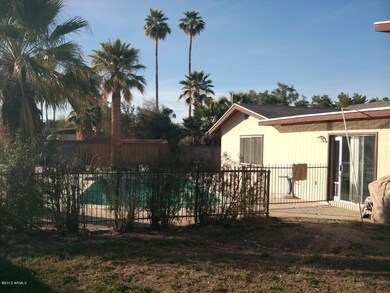 3919 E Laurel Ln