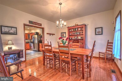 1031 Mckeehan Rd, New Bloomfield, PA 17068 - photo 4