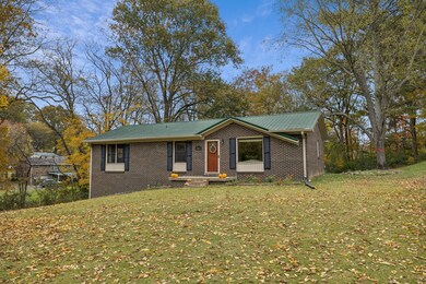 202 Cathey Ln, Columbia, TN 38401 - photo 4