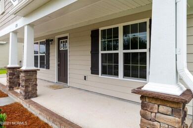 135 Grantham Place-5