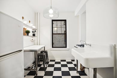 141 E 3rd St unit 3I, New York, NY 10009 - photo 7