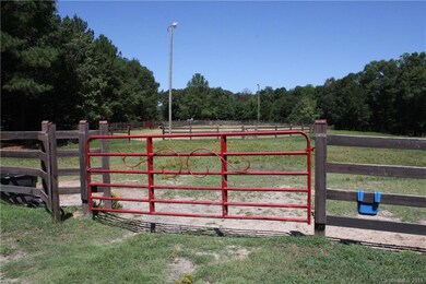 760 Bellegray Rd unit 9, Clover, SC 29710 - photo 4