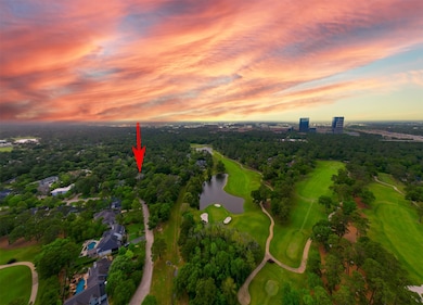 PERFECT LOCATION! TOM COX DESIGNED MASTERPIECE SUR