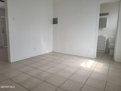 4014 Lincoln Ave unit 2, El Paso, TX 79930 - photo 5