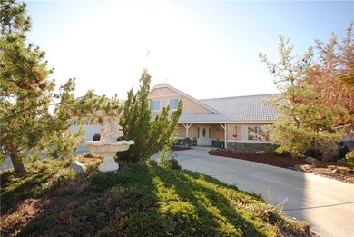 13876 Quail Creek Place, Victorville, CA 92395 - photo 4