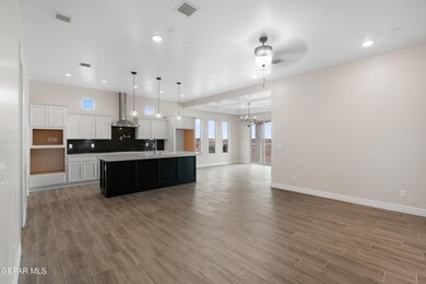 889 Harpendem Dr, Horizon City, TX 79928 - photo 3