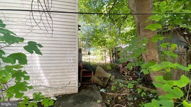 359 Union Aly, Pottstown, PA 19464 - photo 5