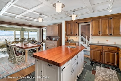 4 kitchen 2