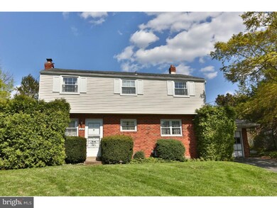 433 Linden Cir, Lafayette Hill, PA 19444 - photo 2