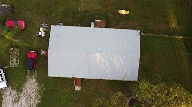 Shingle roof is like new.